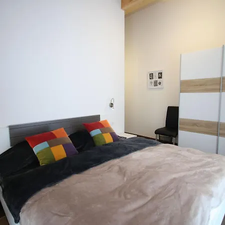 Emma Top 4 Apartment *