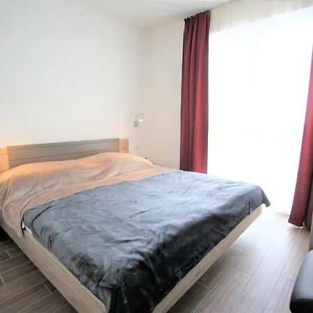 Emma Top 4 Apartment *